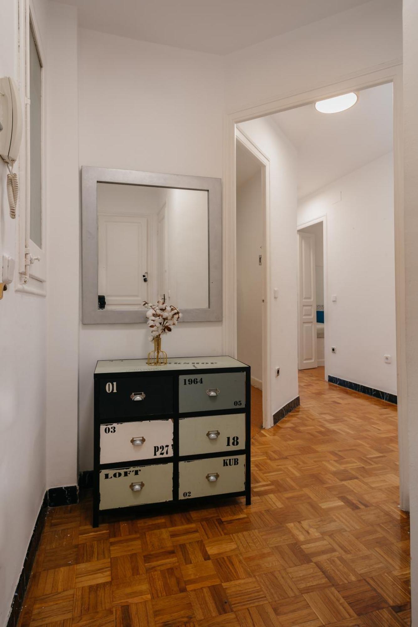 Nice Apartment Barcelona Bagian luar foto